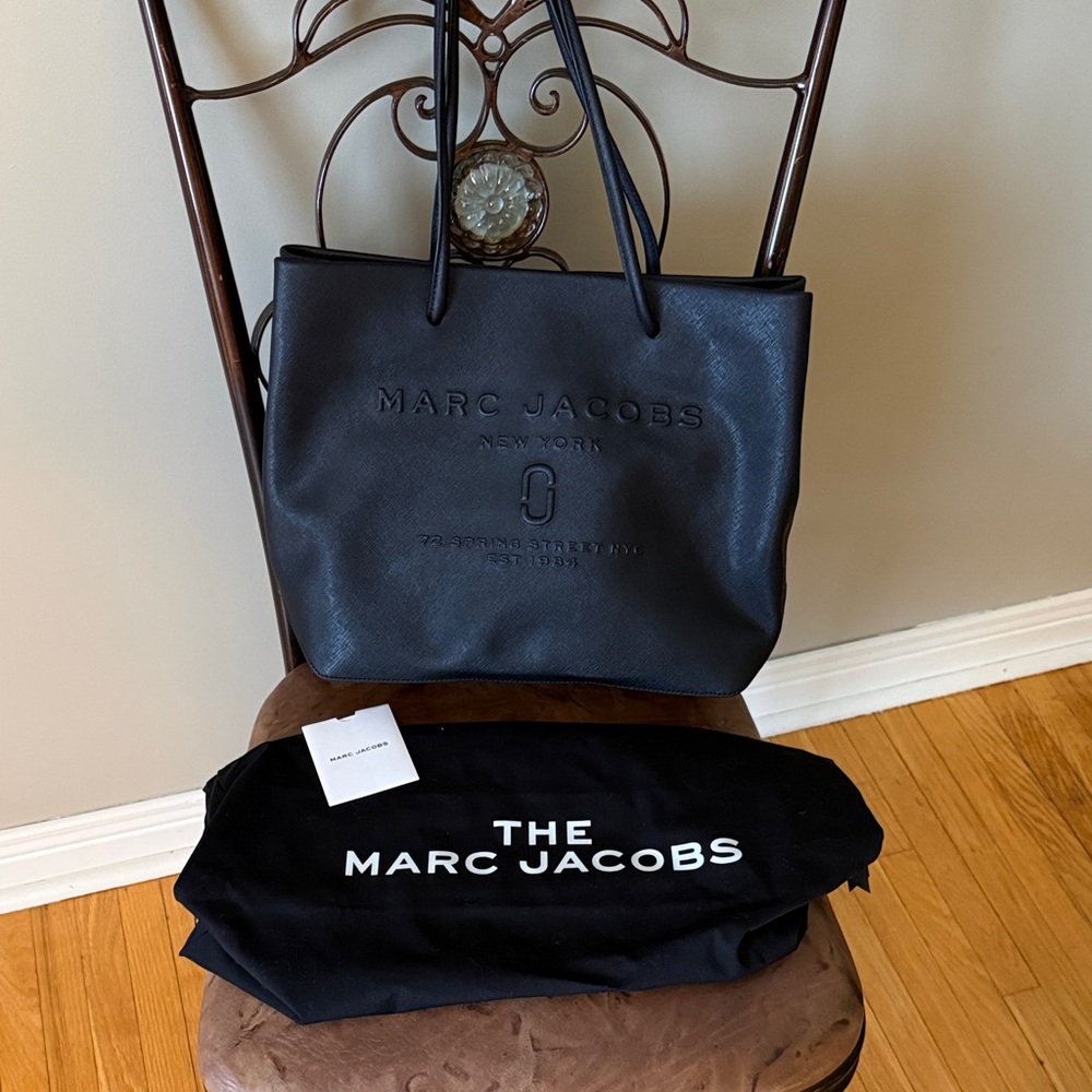 Marc Jacobs Black Leather Tote